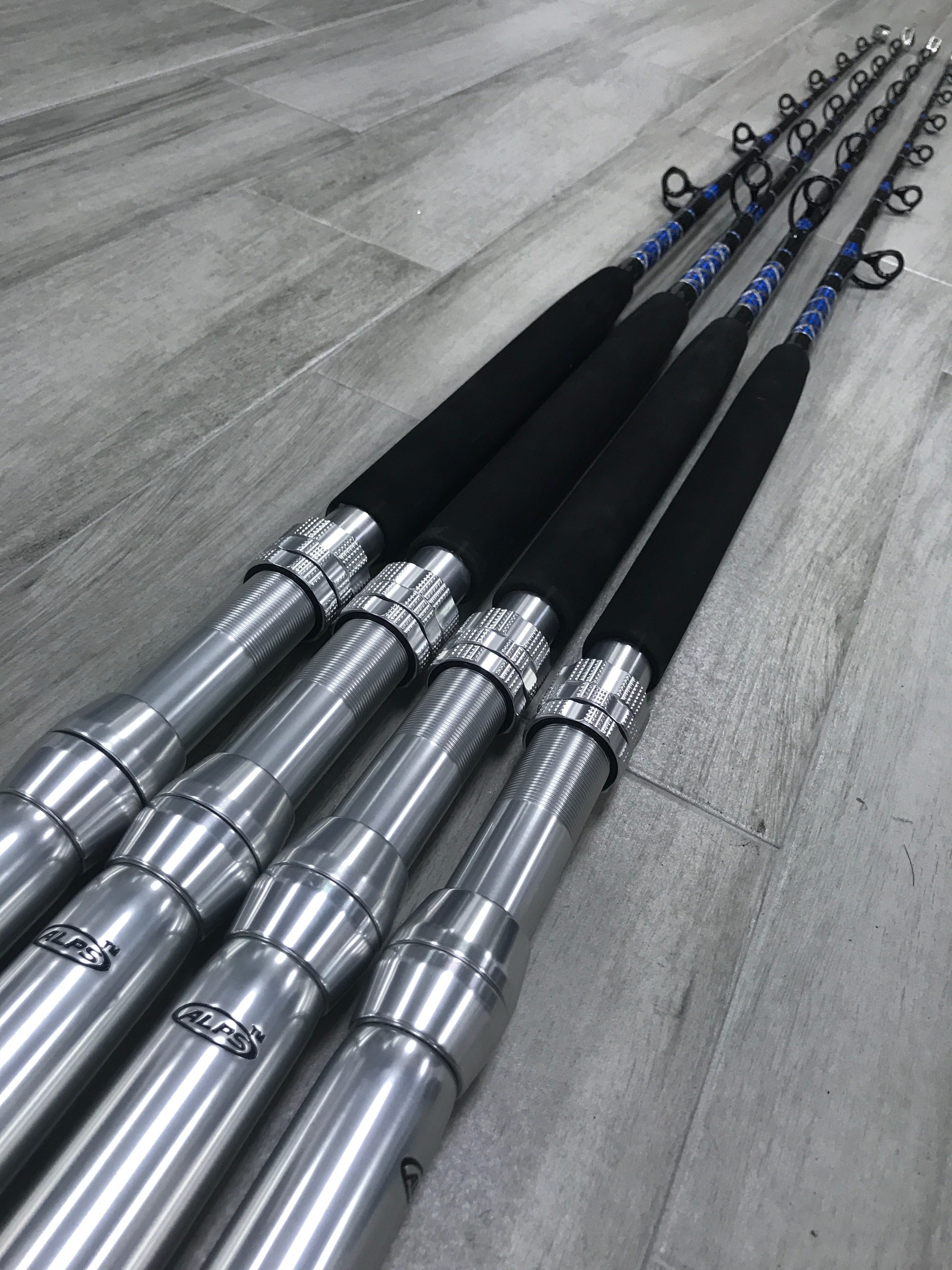 6' Diamond Series Blue/Silver Stand Up Trolling Rods