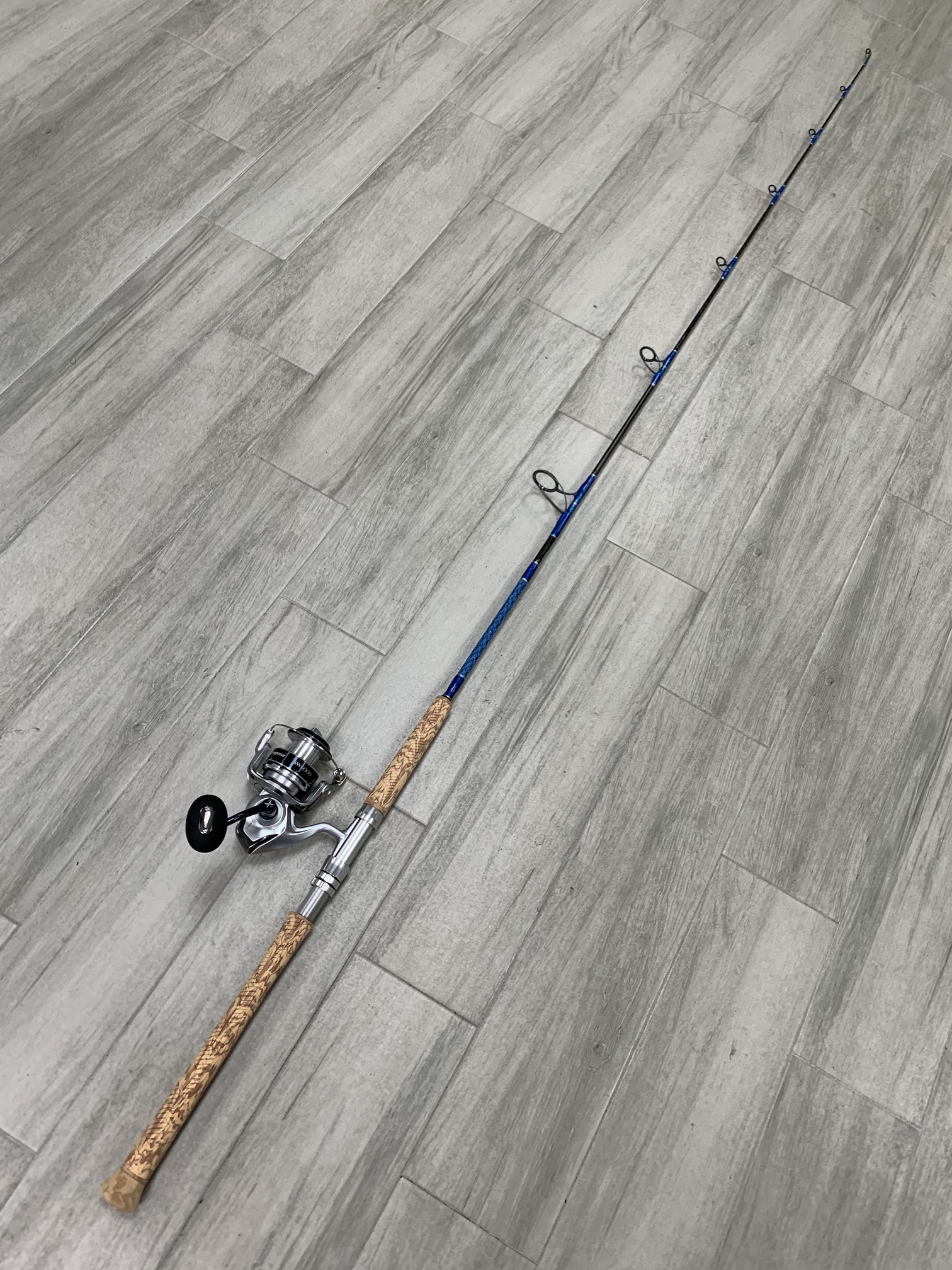 7′ VJS 30-50# Blue/Gold with Shimano Baitrunner 8000 – Connley Fishing