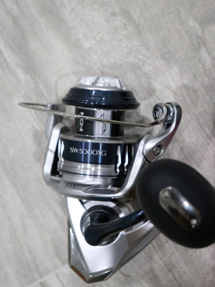 7′ Blue/Silver Carbon Fiber Inshore Spinning Rod – Connley Fishing