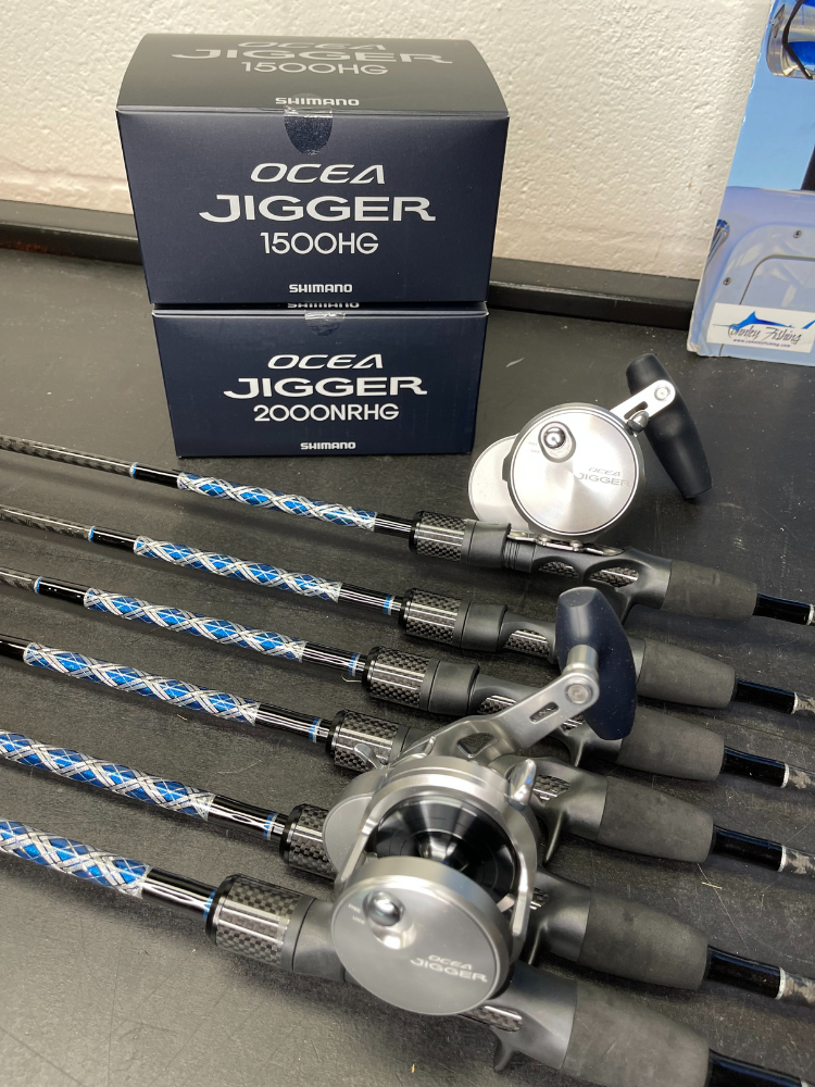 OVERSTOCK 6'6″ Blue/Silver Carbon Fiber Slow Pitch Jigging Combos – Connley  Fishing