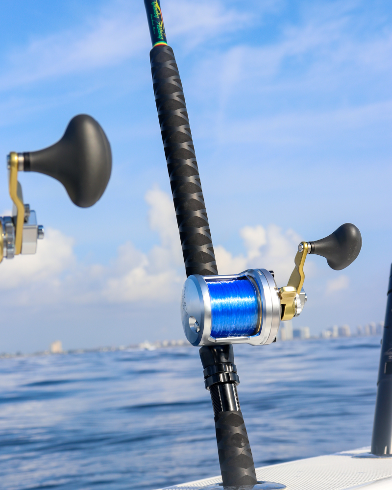 3 SpeedMaster 2 speed reels. Two 20's on Connley Kingfish lite 15-50lb rods  and one 25 on a custom Crowder 2 piece rod. The Crowder rod, crowder  fishing rods