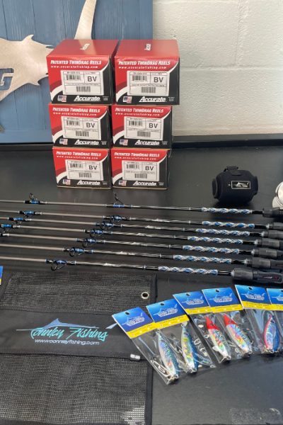 Slow Pitch Jigging Package (1 Rod, 1 500N Reel, 12 Pack Jigs)