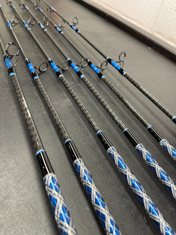 OVERSTOCK 6'6" Blue/Silver Carbon Fiber Slow Pitch Jigging Combos - Image 10