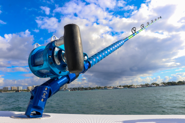 Custom Painted Mahi 6' Trolling Rod w/ Winthrop Roller Top - Image 2