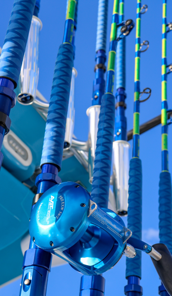 Custom Painted Mahi 6' 60-130# Trolling Rod w/ Winthrop Rollers - Image 12