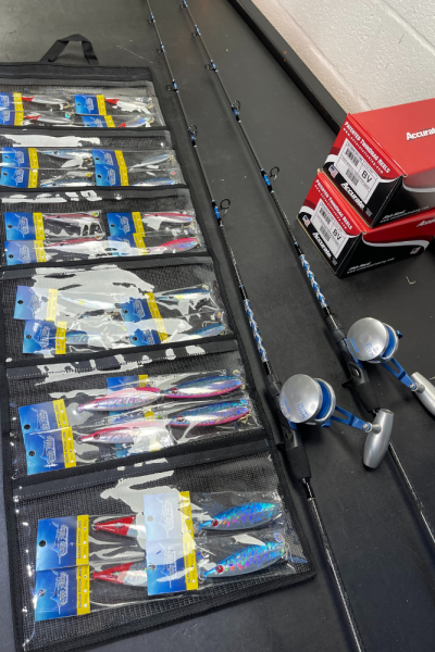 Slow Pitch Jigging Package (2 Rods, 2 500N Reels, 24 Pack Jigs)