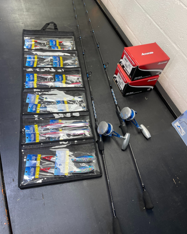 Slow Pitch Jigging Package (2 Rods, 2 500N Reels, 24 Pack Jigs) - Image 5