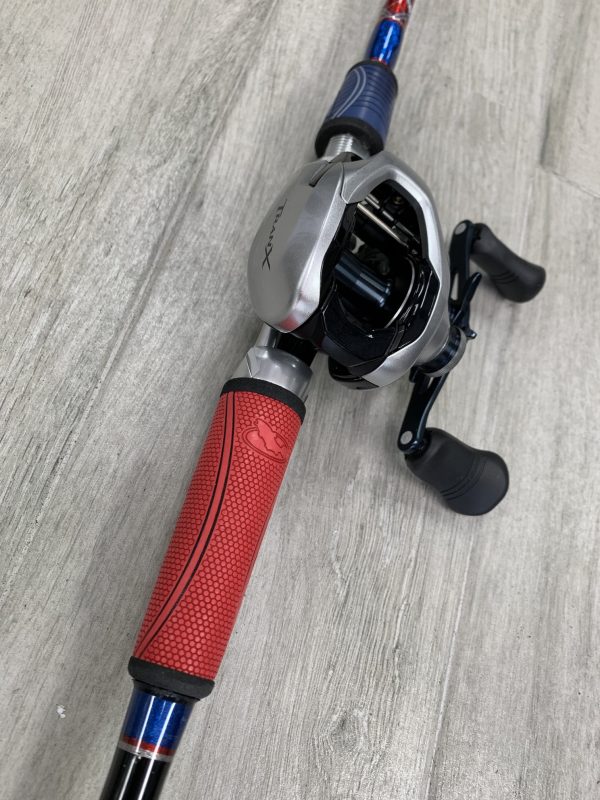 7' Baitcaster USA Themed Rod with Shimano Tranx 200 - Image 2
