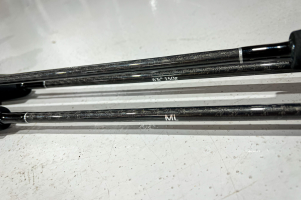 OVERSTOCK 6'6" Blue/Silver Carbon Fiber Slow Pitch Jigging Combos - Image 3