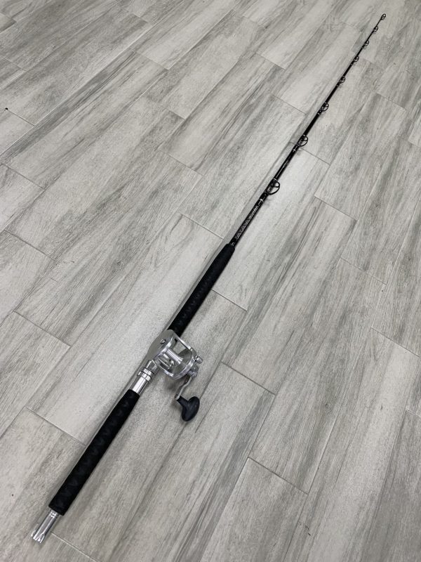 7' Kingfish 20-50# Gunmetal with Avet LX 6.0 Silver