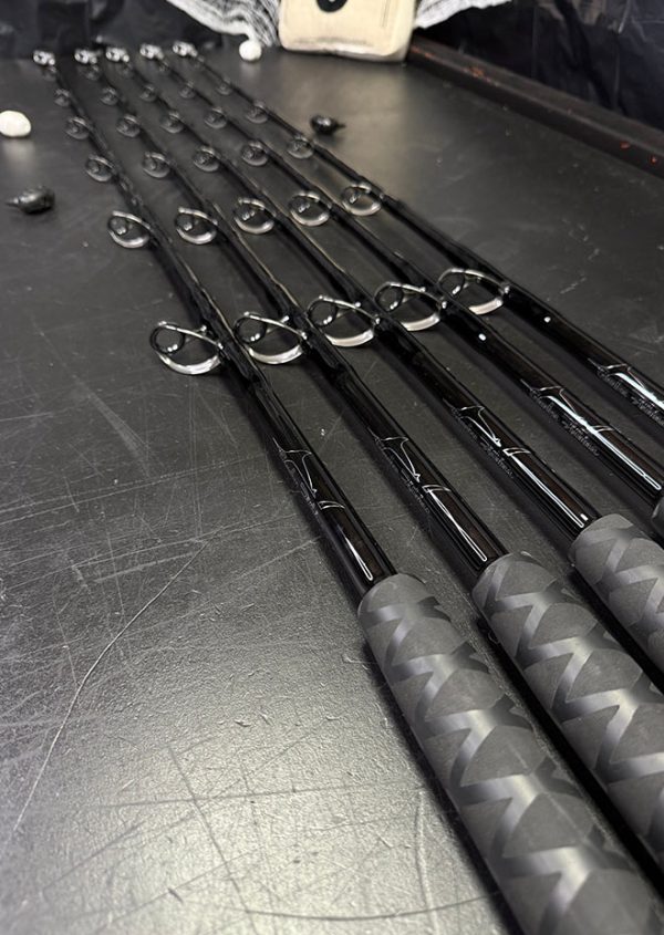 6' Platinum Standup 30-80# Blacked Out - Image 2