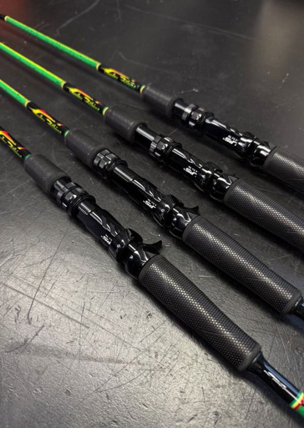 7' Slow Pitch 260g Custom Rasta Painted - Image 3