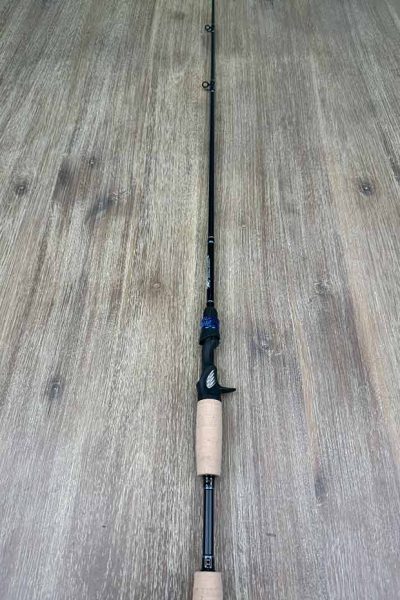 Freshwater Series Chatterbait 6'9" Baitcaster